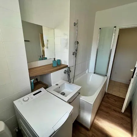 V Centre * Banská Bystrica