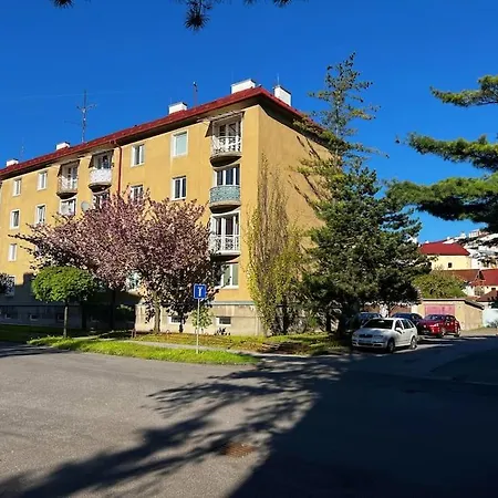 V Centre Apartamento Banská Bystrica